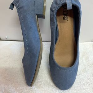Women’s shoes size 7